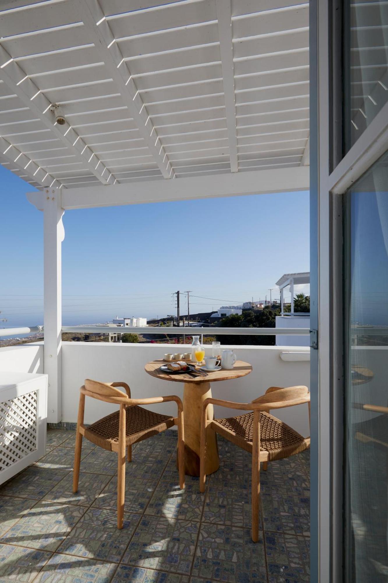 אימרוביגלי Athiri Santorini Hotel חדר תמונה